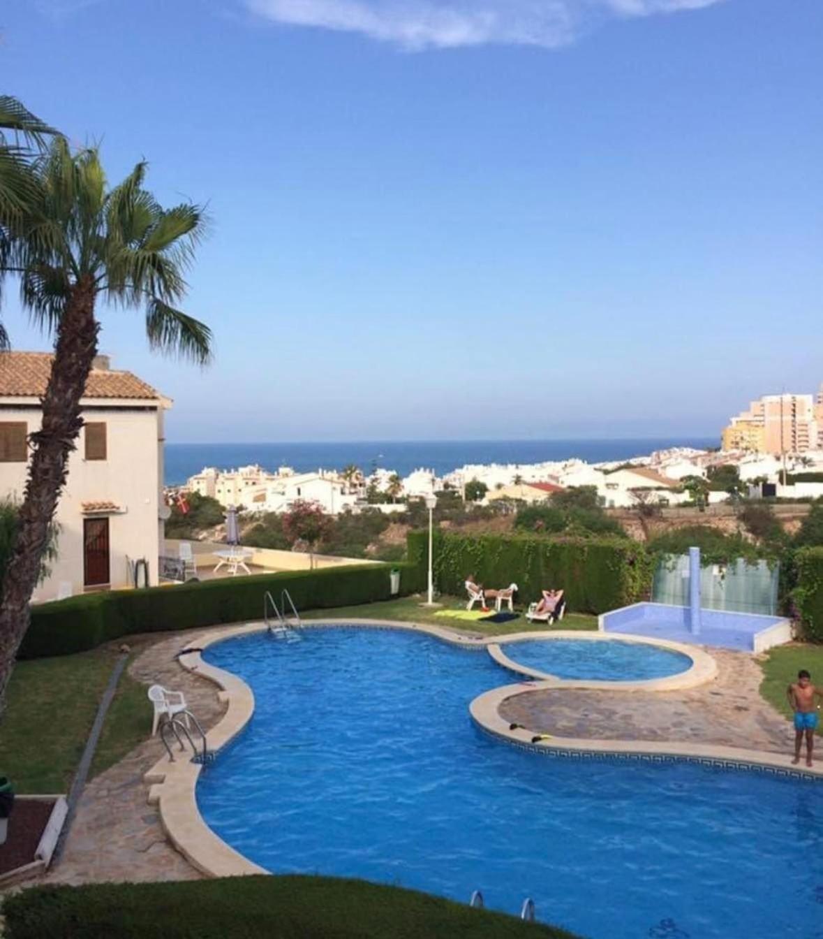 Rising Sun Bungalow Torrevieja Kültér fotó